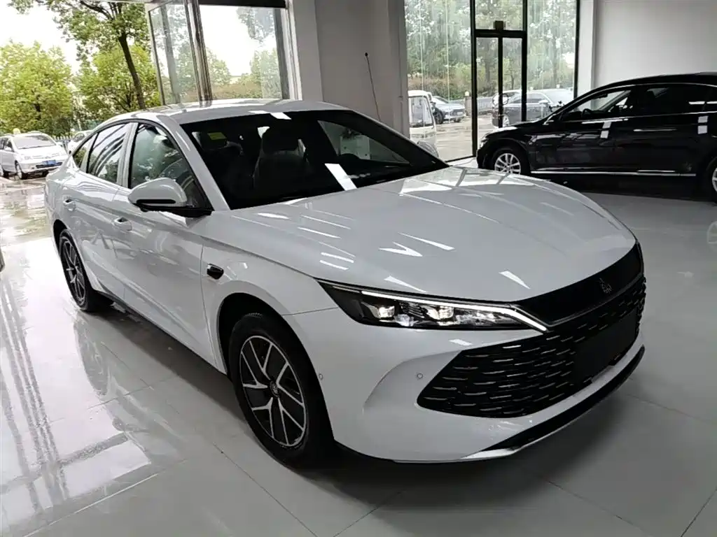 BYD Qin L 2026 Model DM-i Smart Drive Edition 128KM Pioneer фото 4