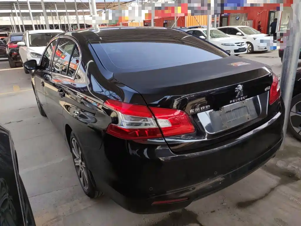 Peugeot 408 2014 1.8L Automatic Luxury Edition фото 5
