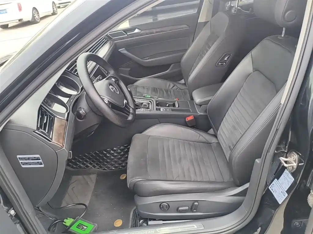 Volkswagen Magotan 2017 380TSI DSG Luxury фото 15