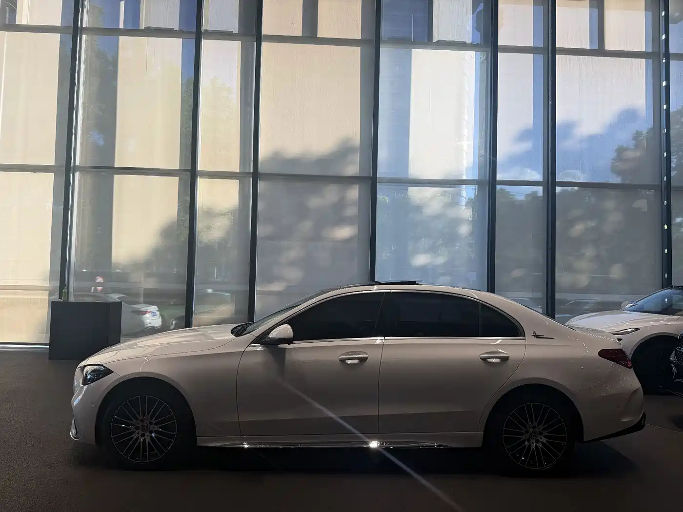 Mercedes-Benz C-Class, миниатюра 7
