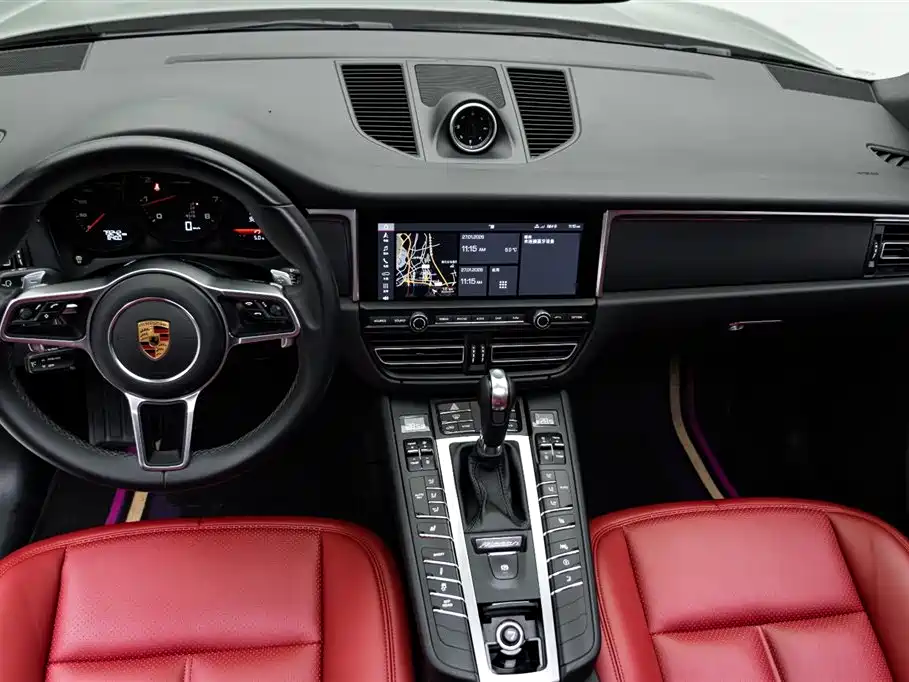 Porsche Macan 2018 Macan 2.0T фото 9