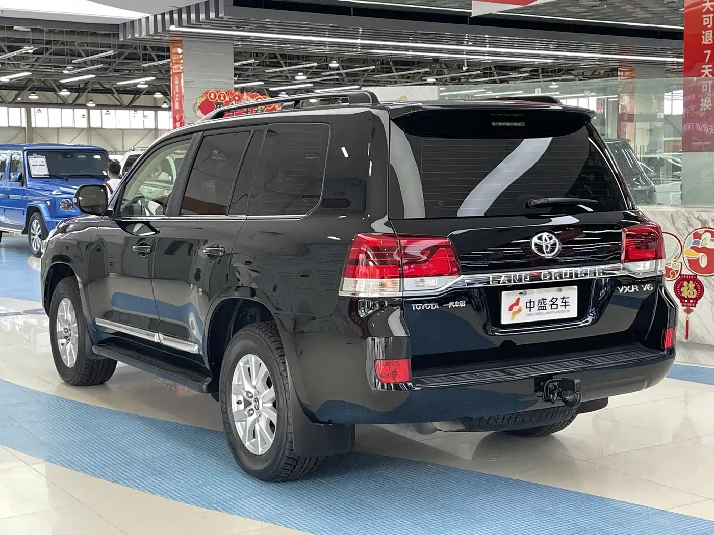 Toyota Land Cruiser 2016 4.0L Automatic VX-R фото 36