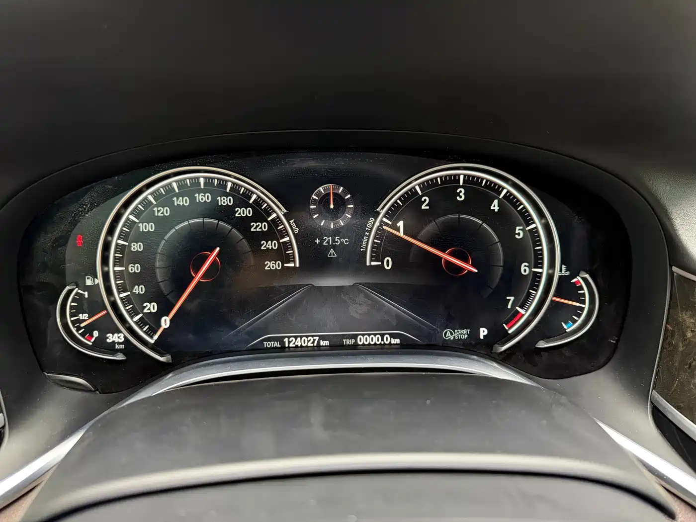 BMW 7 Series 2016 730Li Leading фото 7