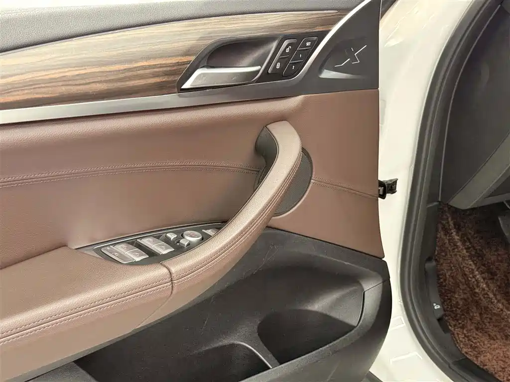 BMW X3 2019 xDrive28i Luxury Package фото 18