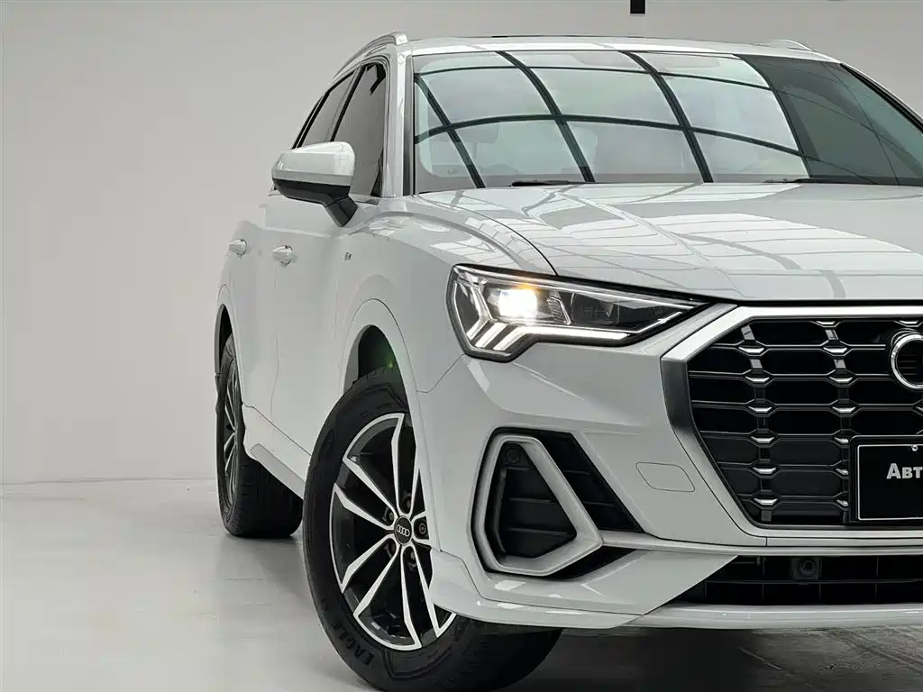 Audi Q3 2022 35 TFSI Progressive Dynamic фото 4