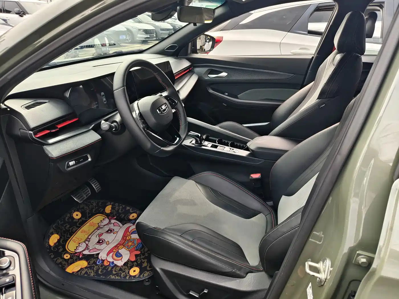Фото 8 - Geely Binrui