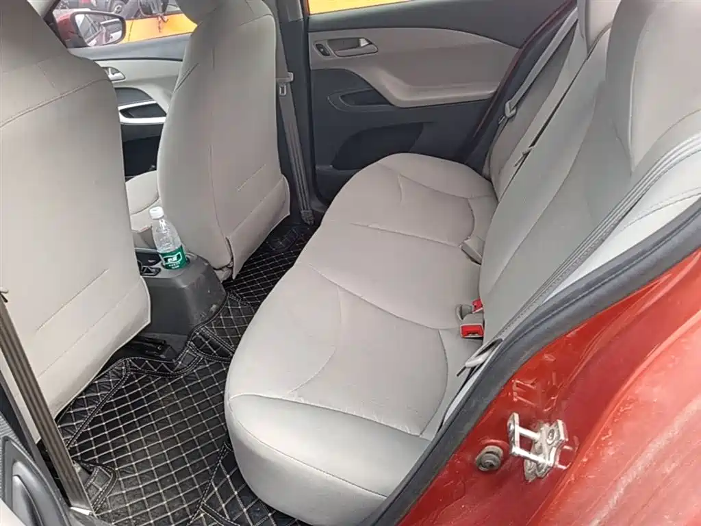 Chevrolet Sail 2015 Sail 3 1.3L Manual Ideal Edition фото 17