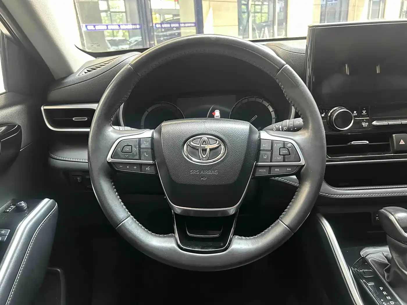 Toyota Highlander 2024 2023 2.5L Smart Hybrid Dual Engine AWD Premium 7-Seater