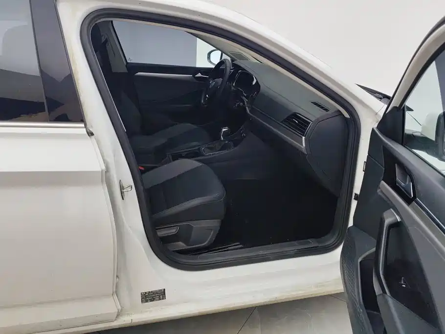 Volkswagen Sagitar, миниатюра 8