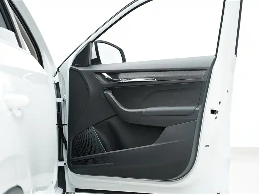 Škoda Kamiq 2023 Facelift 1.5L Auto Comfort Edition фото 27