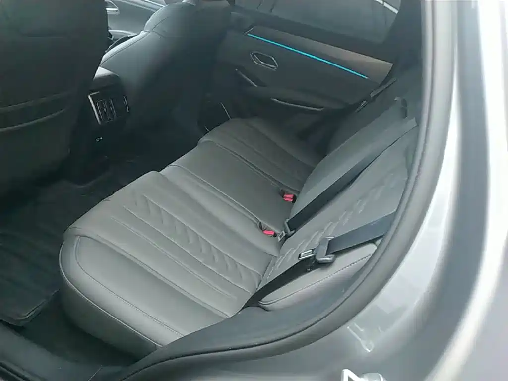 BYD Song L DM-i 2025 Smart Drive Edition 112km Surpassing фото 17
