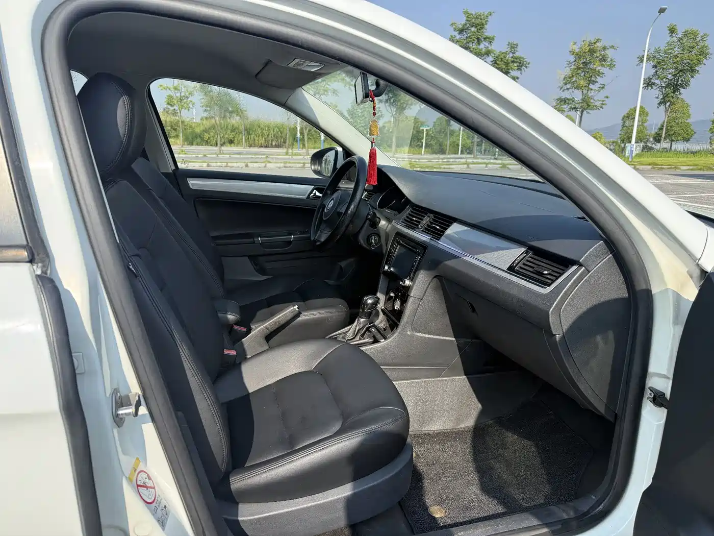 Volkswagen Bora 2013 2011 1.6L Automatic Fashion