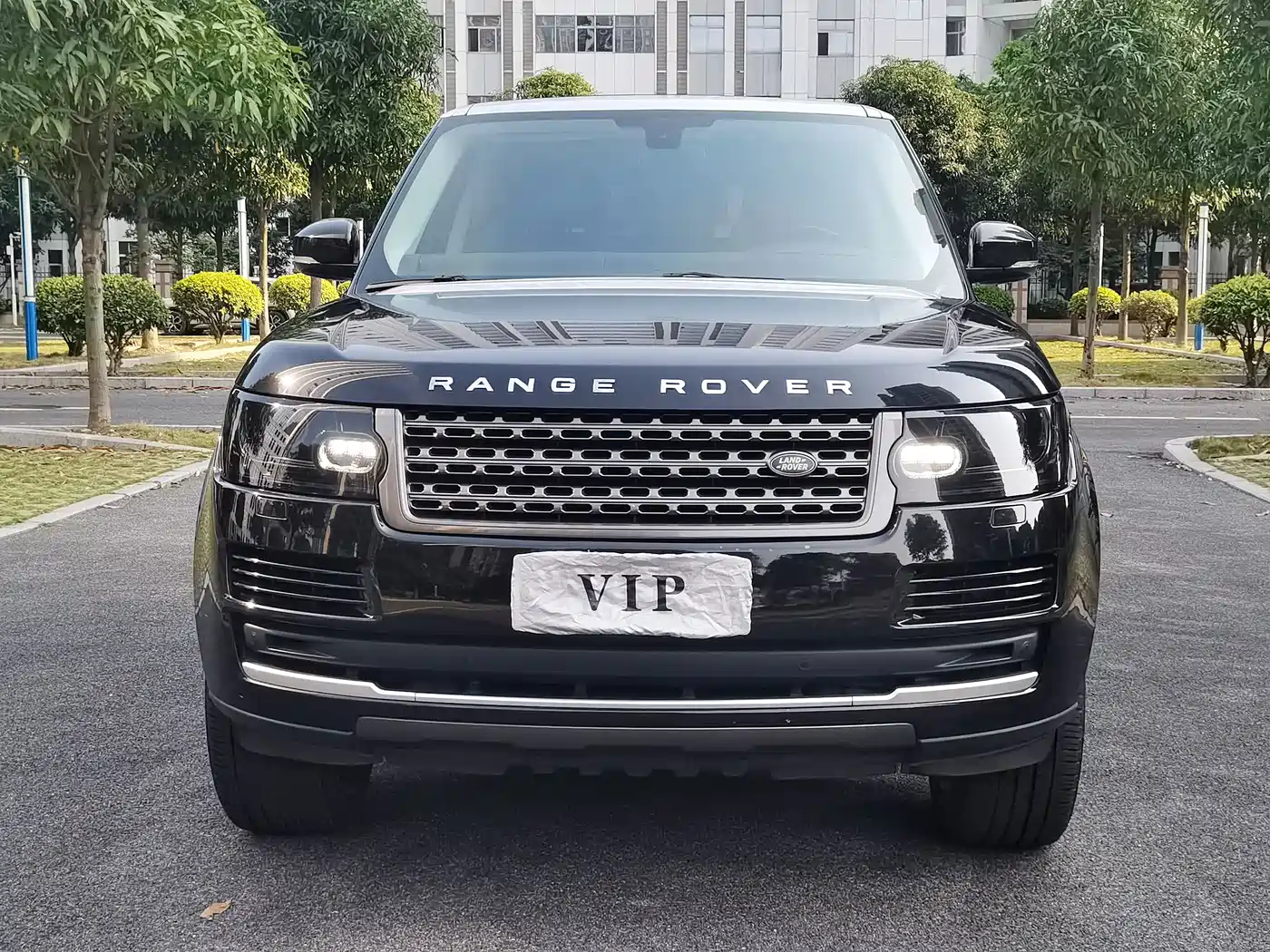 Land Rover Range Rover 2015 3.0 TDV6 Vogue фото 2