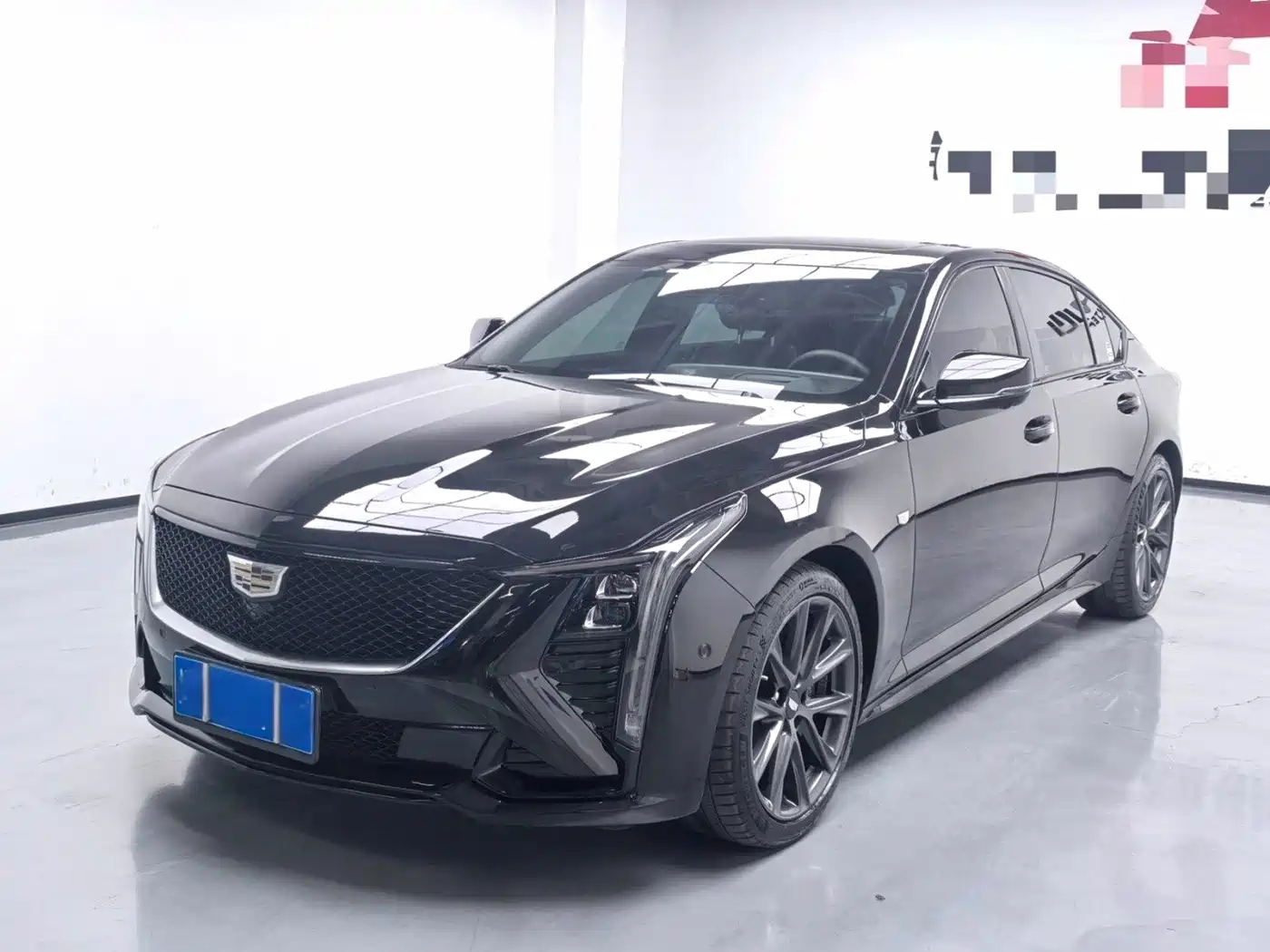 Фото 1 - Cadillac CT5