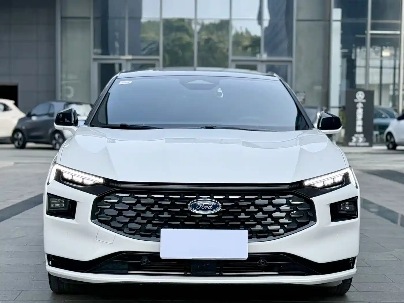 FORD MONDEO