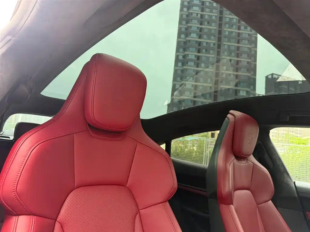 Porsche Taycan 2019 Taycan 4S фото 9