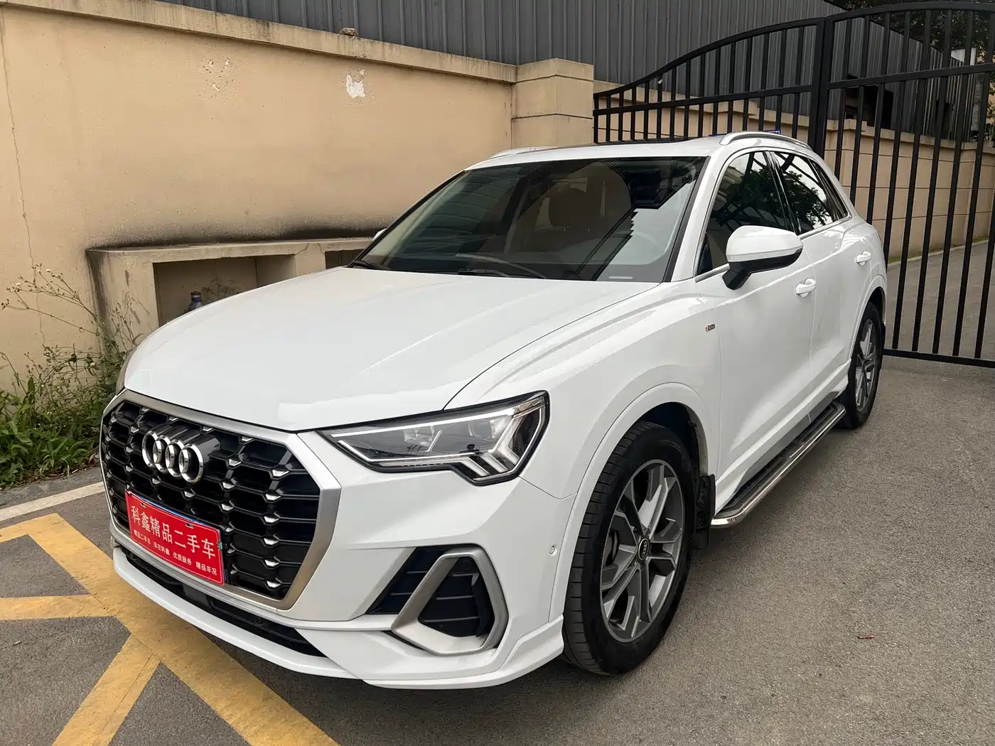 Audi Q3 2021 40 TFSI Fashion Sport