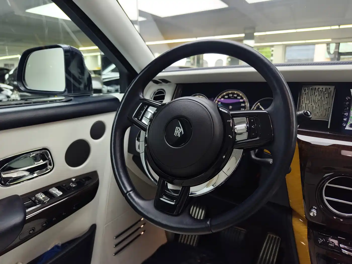 Rolls-Royce Phantom 2018 2018 6.7T Long Wheelbase Version