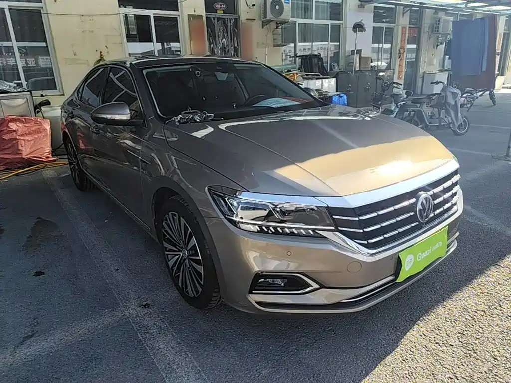 Фото 4 - Volkswagen Passat