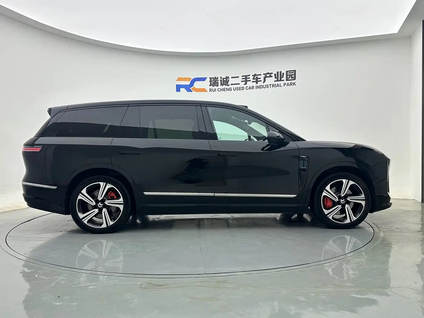NIO ES8 2025 2025 Model 6-Seat Executive Luxury Edition