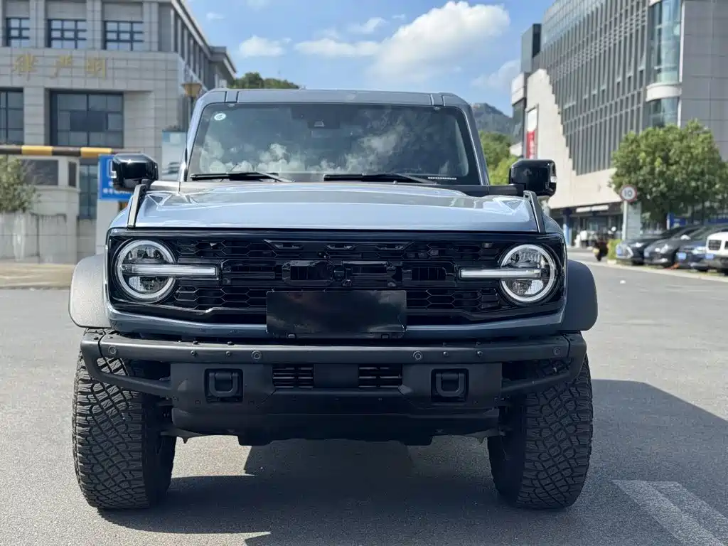 Ford Bronco 2025 2024 2.3T Badlands