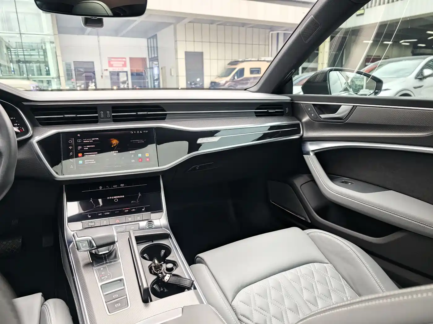 Audi A7L 2024 45 TFSI quattro RS Kit Racing Edition фото 18