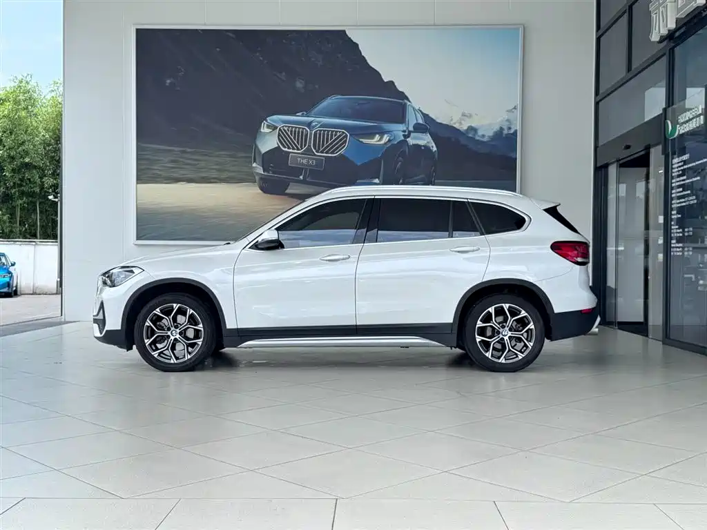 BMW X1 2020 sDrive20Li Premium Edition фото 3