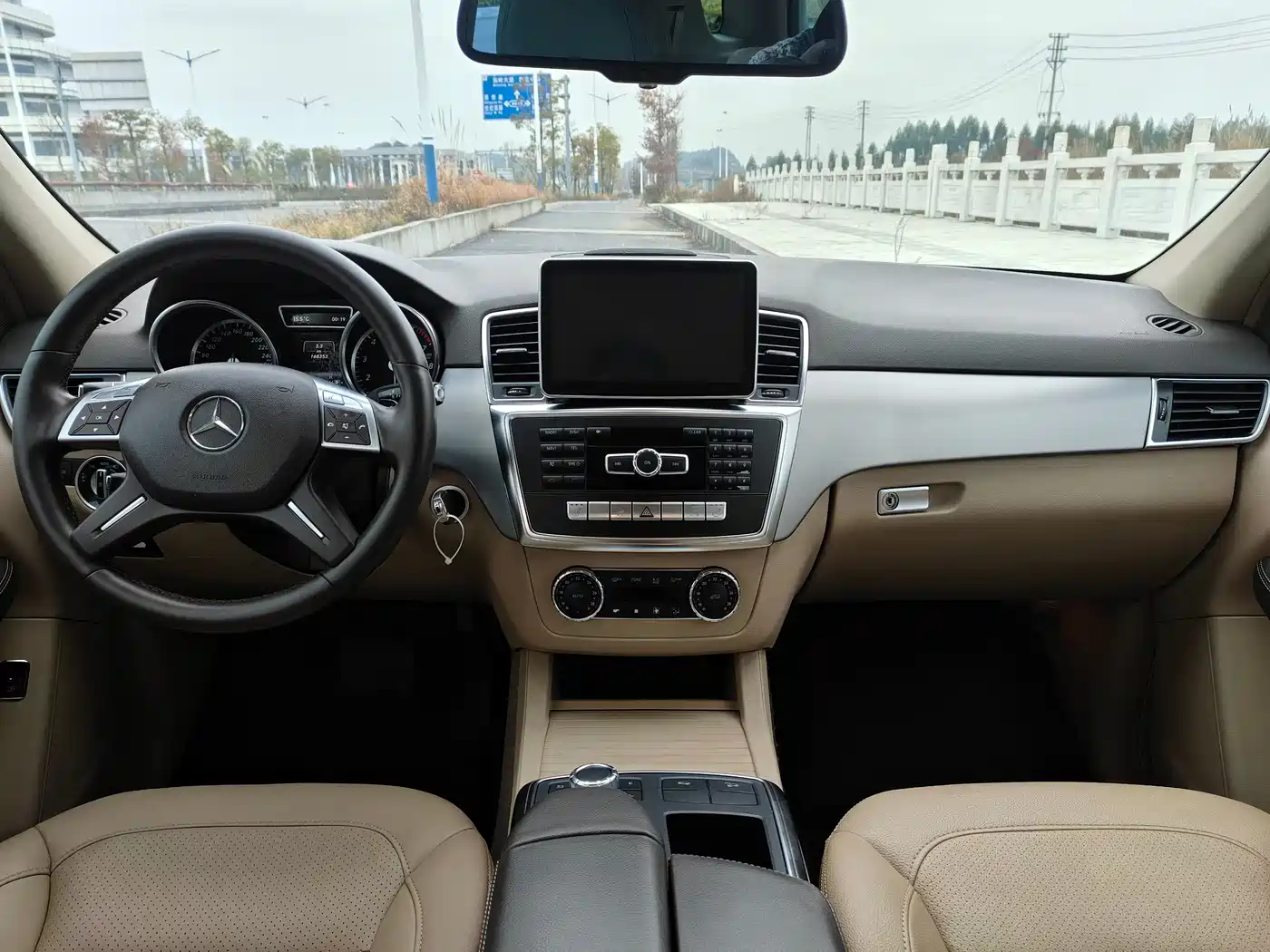 Mercedes-Benz M-Class 2012 ML 300 фото 5