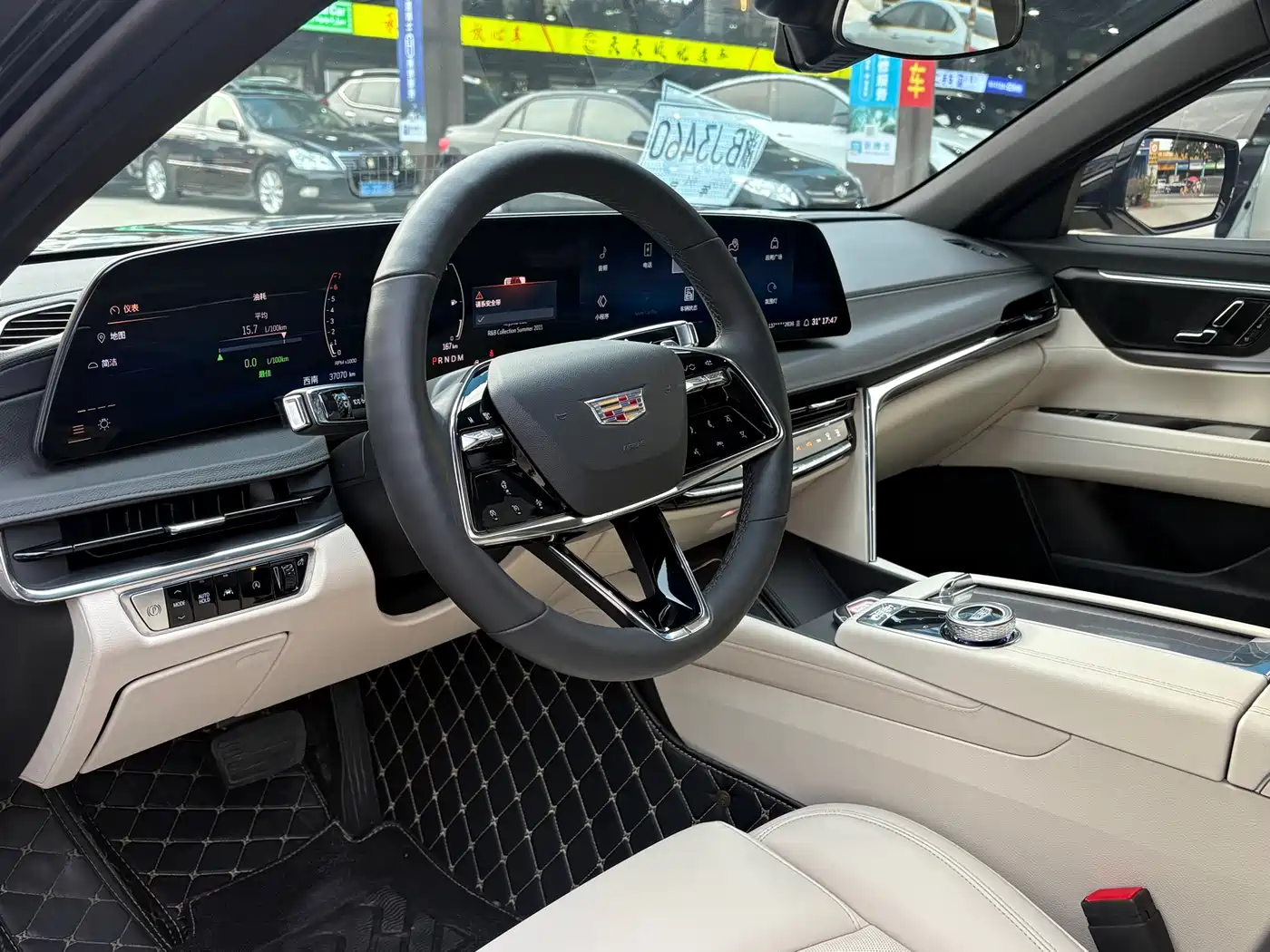 CADILLAC CT6