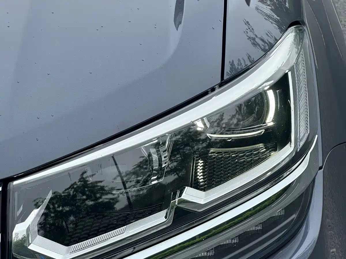 Volkswagen Tharu 2019 280TSI 2WD Luxury Edition China V фото 9