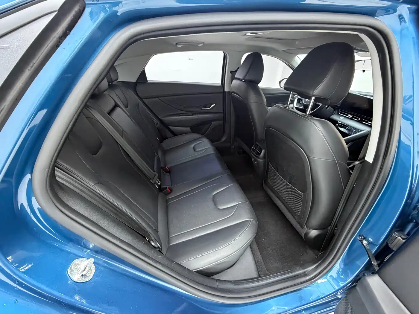 Hyundai Elantra 2021 1.5L CVT TOP Flagship Edition фото 17