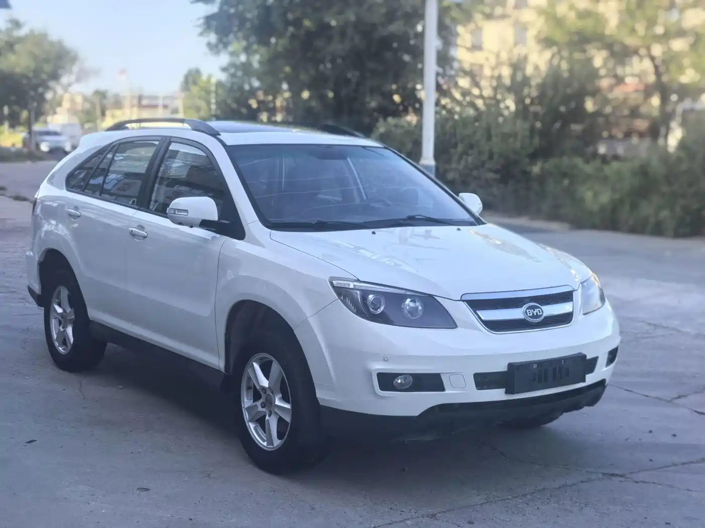 2016 BYD S6