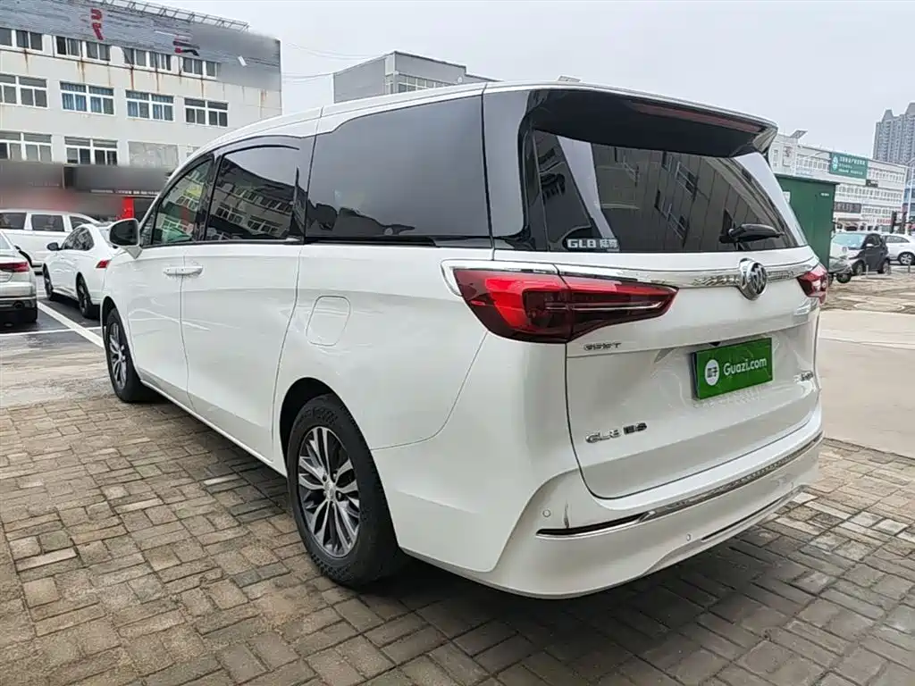 Buick GL8 2021 ES Landlord 653T Comfort фото 5