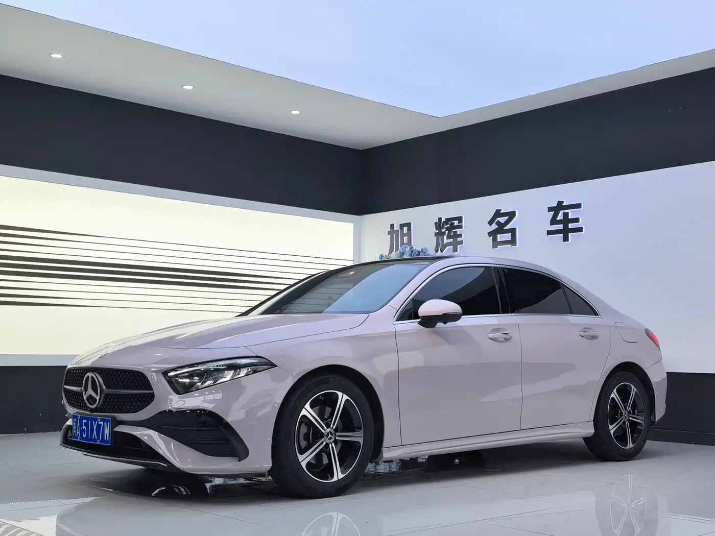 Mercedes-Benz A-Class 2023 A 200 L Fashion