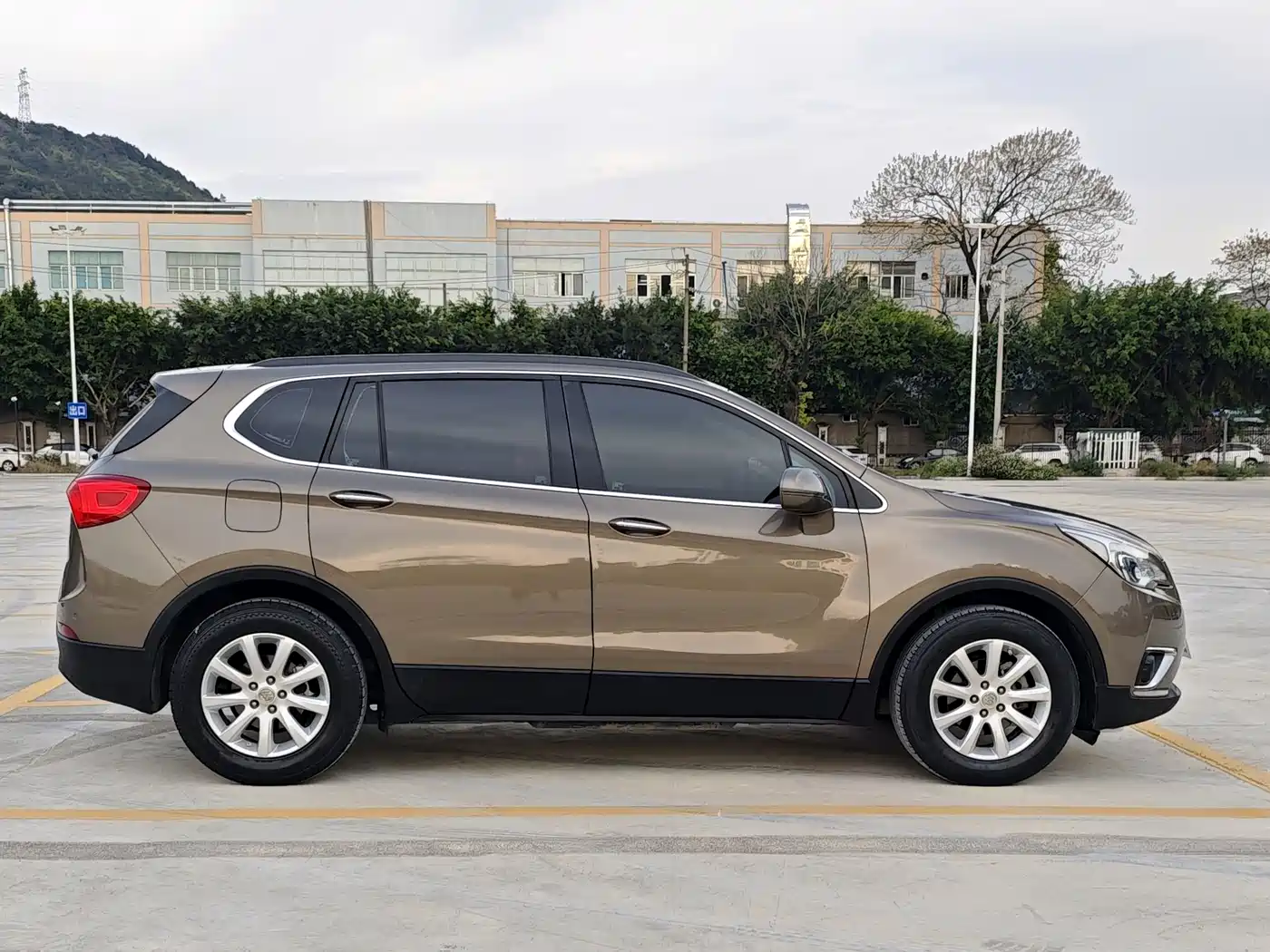Buick Envision Plus 2018 20T 2WD Leading фото 6
