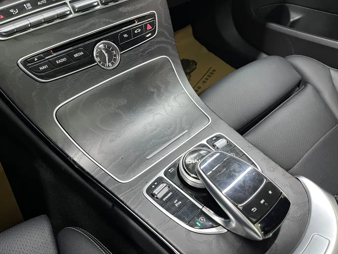 Mercedes-Benz C-Class 2016 C 200 L Sport фото 17