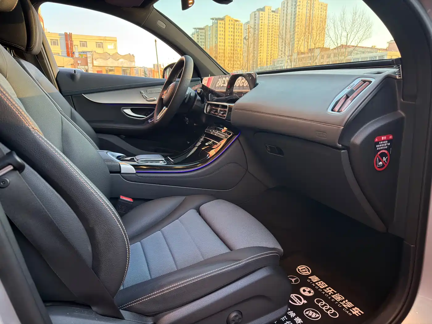 MERCEDES-BENZ EQC