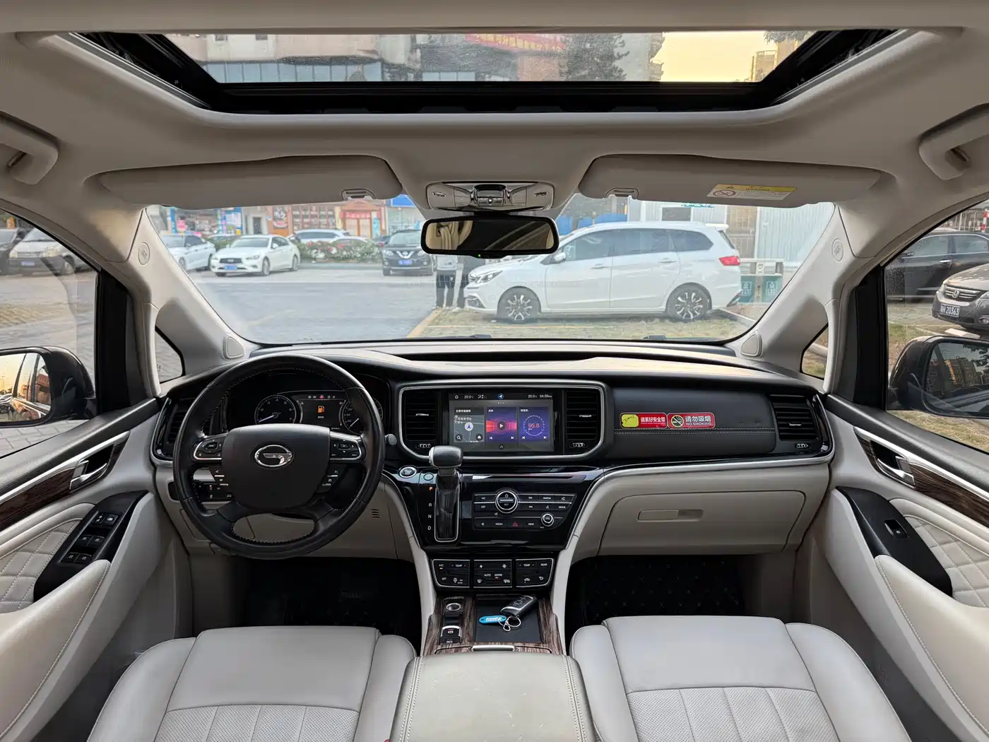 GAC Trumpchi Trumpchi M8 2018 320T Premium Edition фото 15