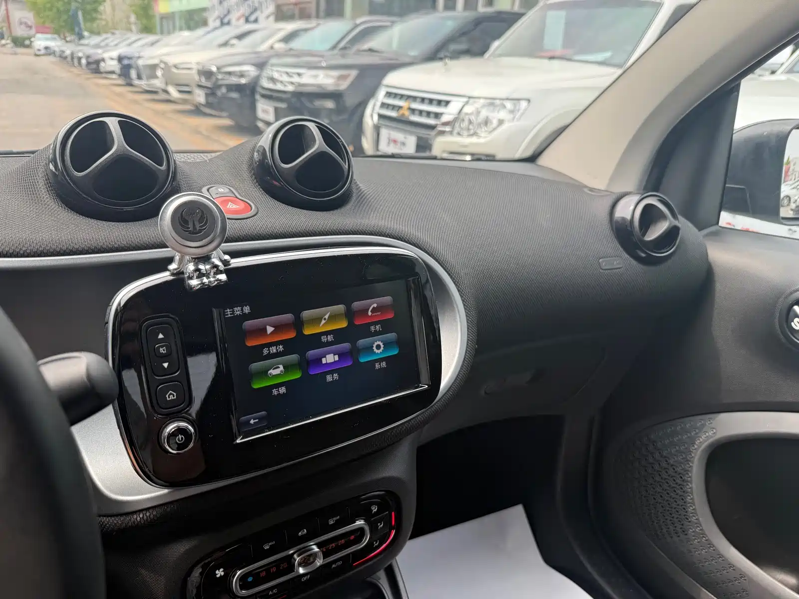 Photo 15 - smart fortwo