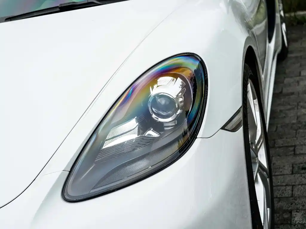 Photo 7 - Porsche 718
