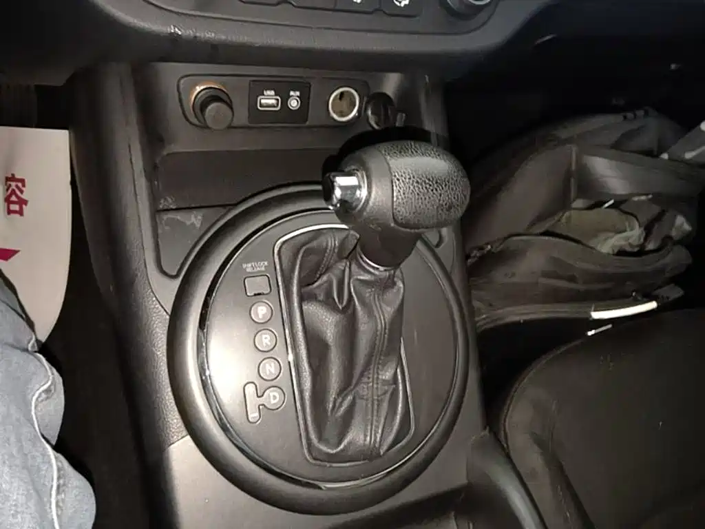 Фото 14 - Kia Sportage