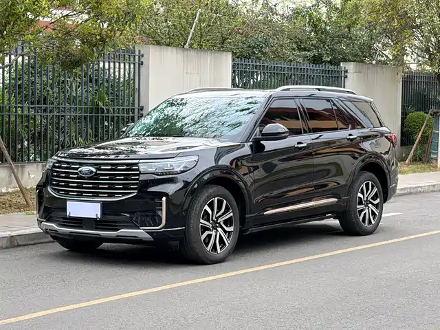 ford explorer
