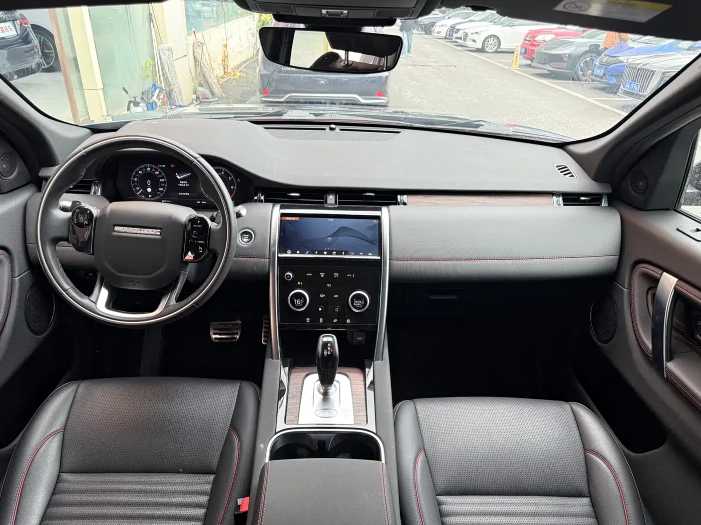 LAND ROVER DISCOVER SPORTS