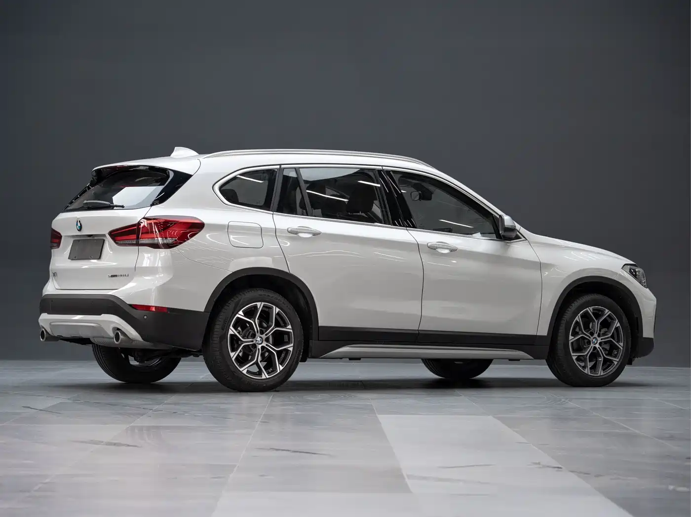 BMW X1 2022 sDrive20Li Fashion фото 8