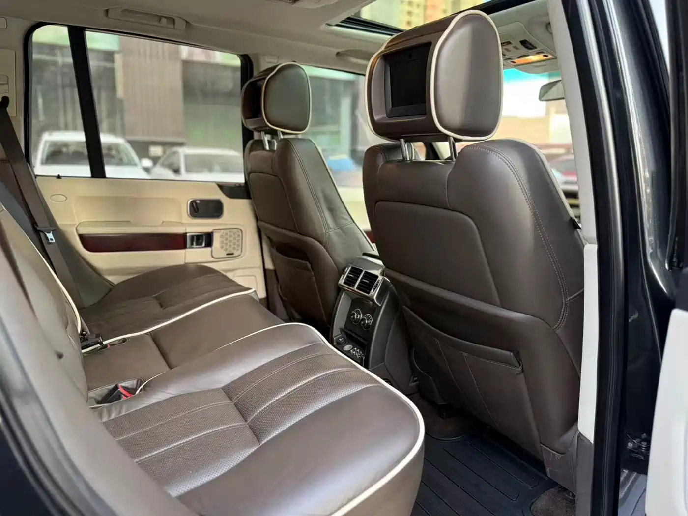 Land Rover Range Rover 2011 5.0 SC V8 Ultimate Edition фото 8