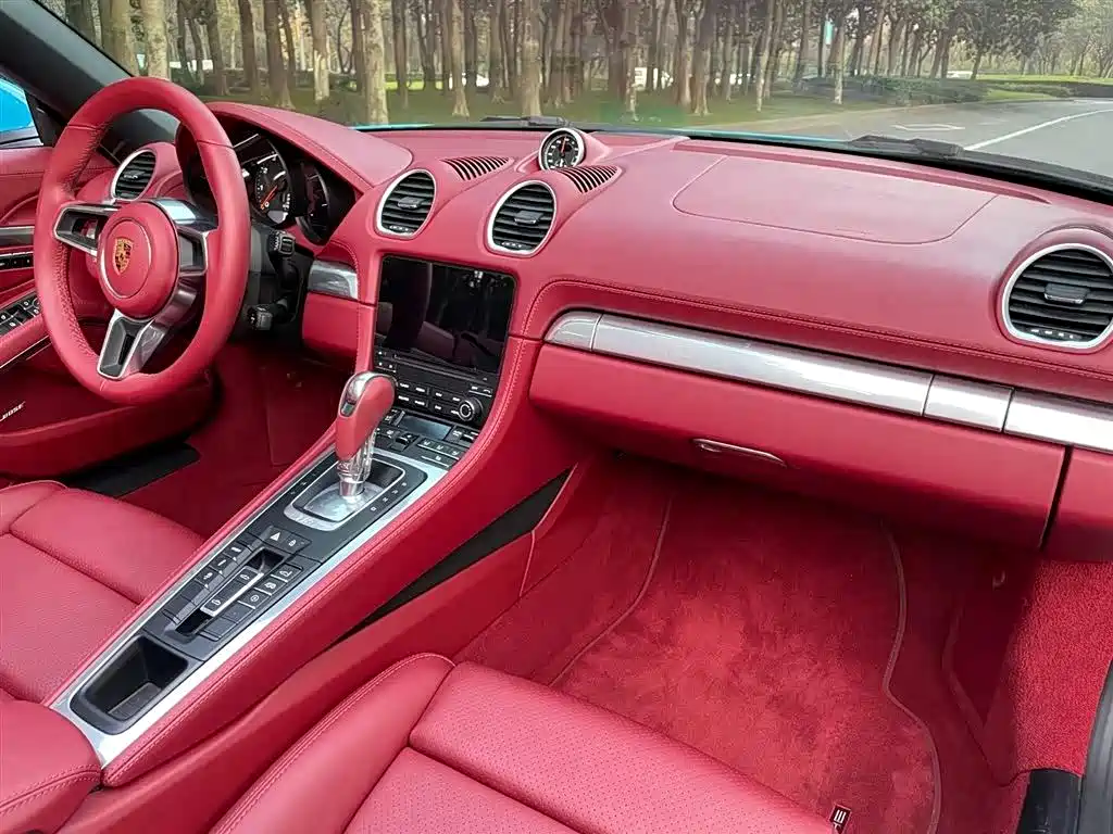 Porsche 718 2020 Boxster 2.0T фото 16