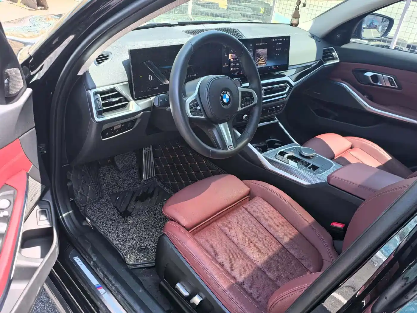BMW 3 Series 2023 325Li M Sport Black Night Package фото 9