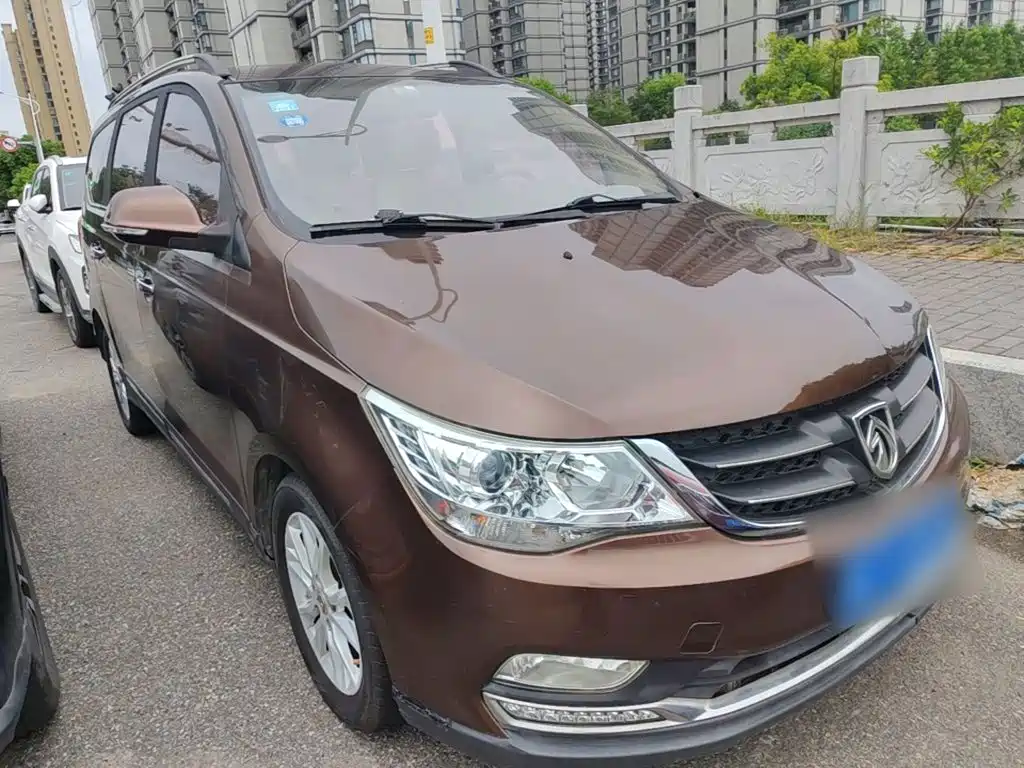 Фото 4 - Baojun 730