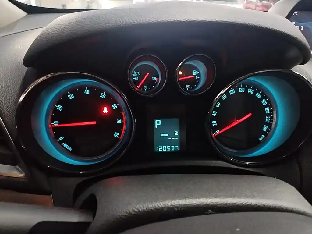 Photo 12 - Buick Encore