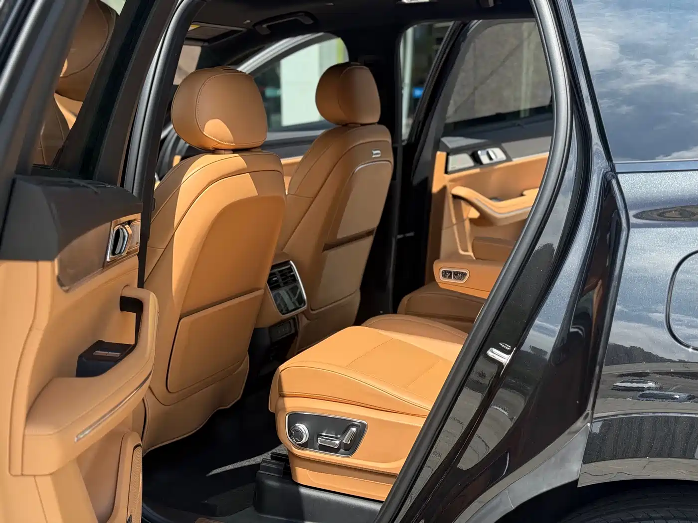 Lynk & Co 09 EM-P 2026 2024 2.0TD EM-P AWD HALO 6-Seater